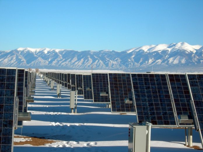 Snow TENG- device that creates electricity from snowing
