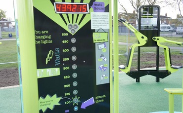 DSC07317 Hull Green gym to power LED lighting system of the area